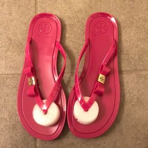TORY BURCH jelly sandals 7 new pink fucsia